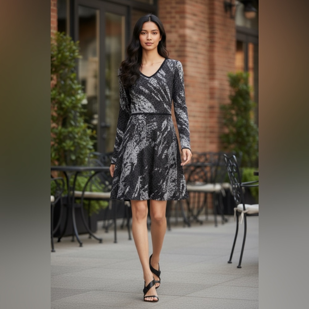 Carmen By Carmen Marc Valvo Long-Sleeve Birdseye Jacquard Dress sz L